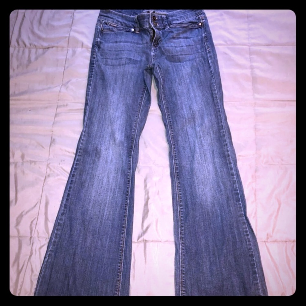White House Black Market Jeans 👖